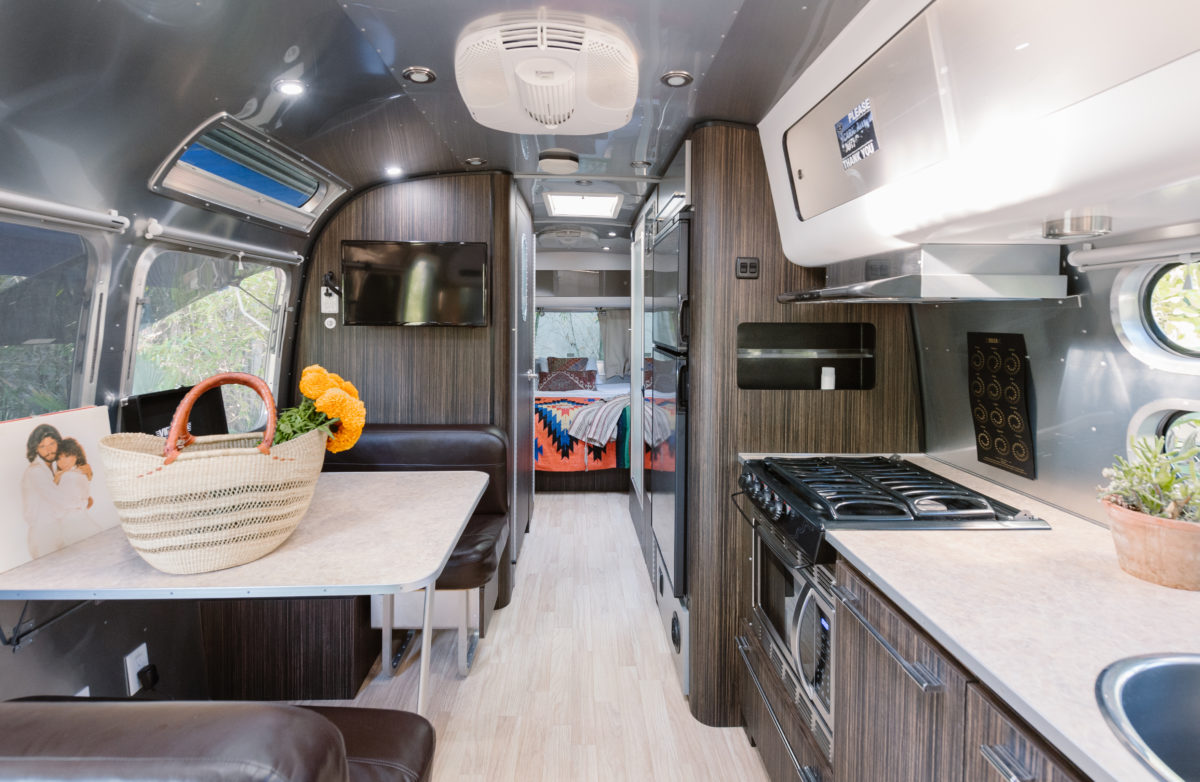 TrailerDark-1-1200x782 - CARAVAN OUTPOST