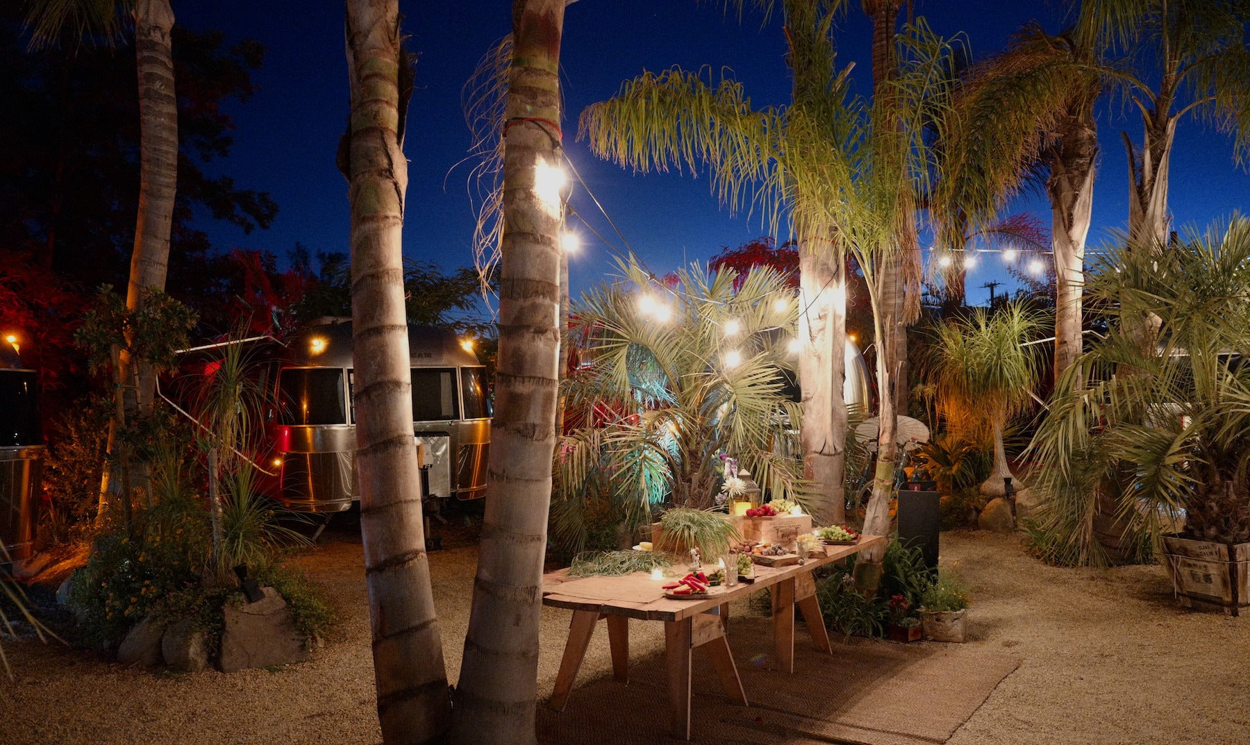 imgi_4_blue_sky_table_twinkle - CARAVAN OUTPOST
