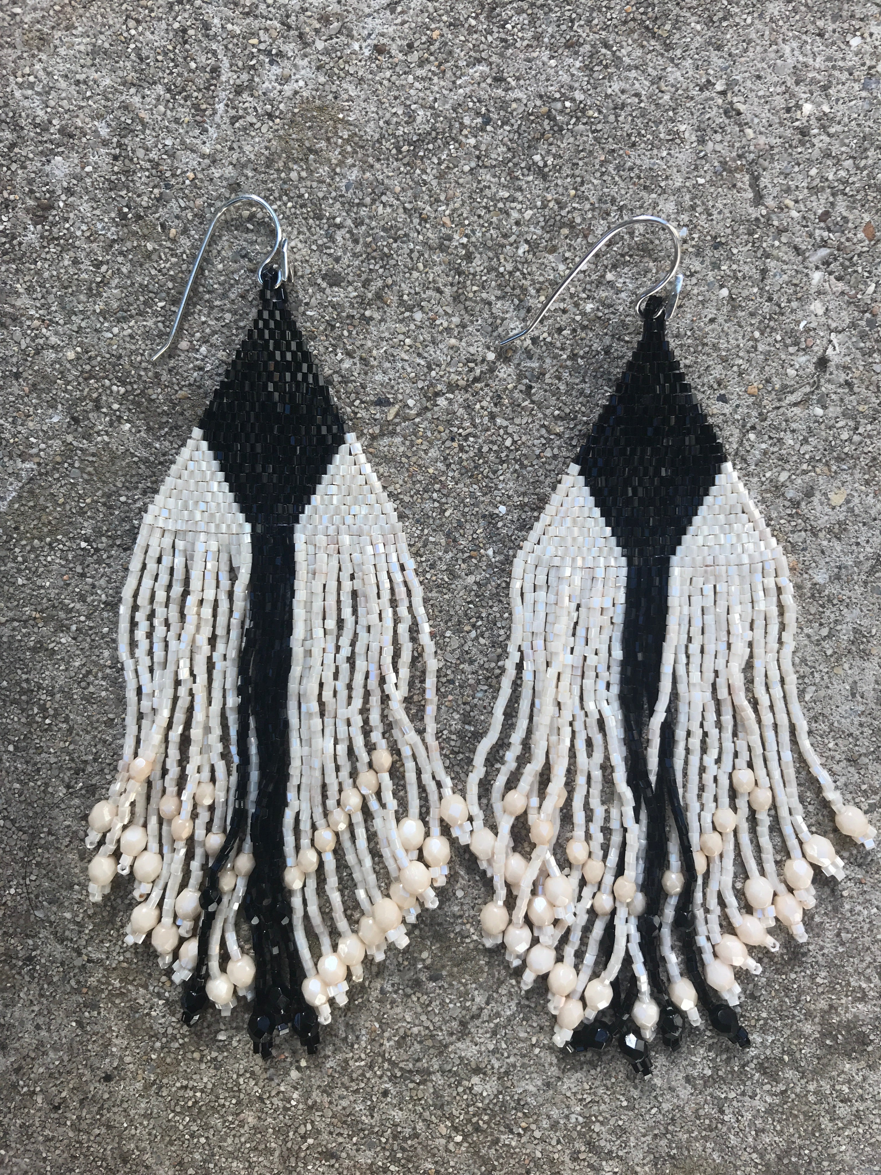 Huichol Love Fiero Earrings - CARAVAN OUTPOST