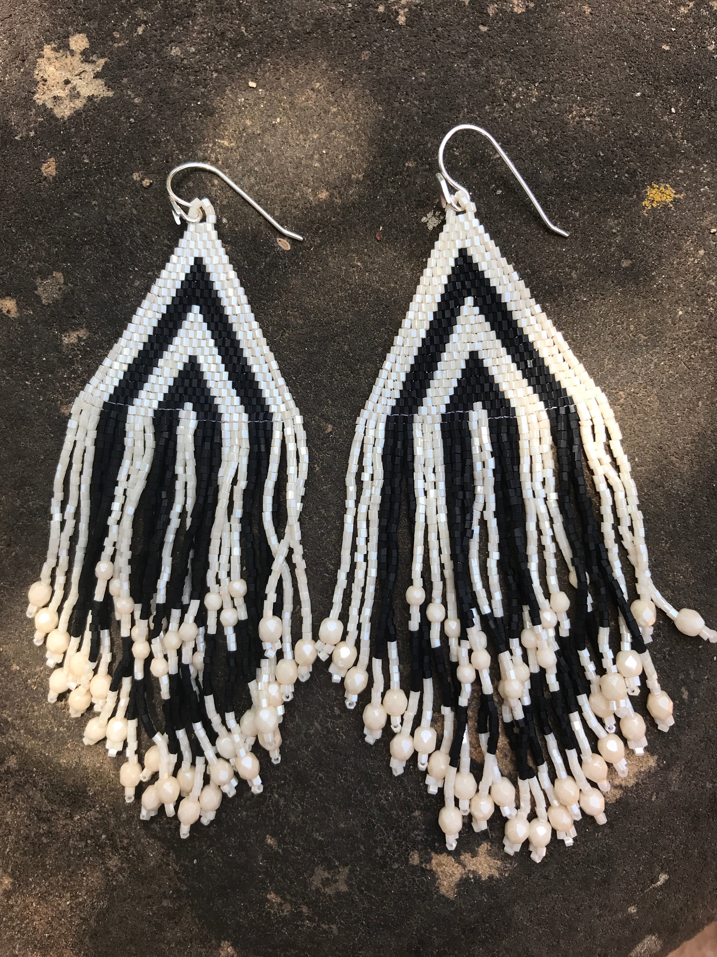 Huichol Love Fiero Earrings - CARAVAN OUTPOST