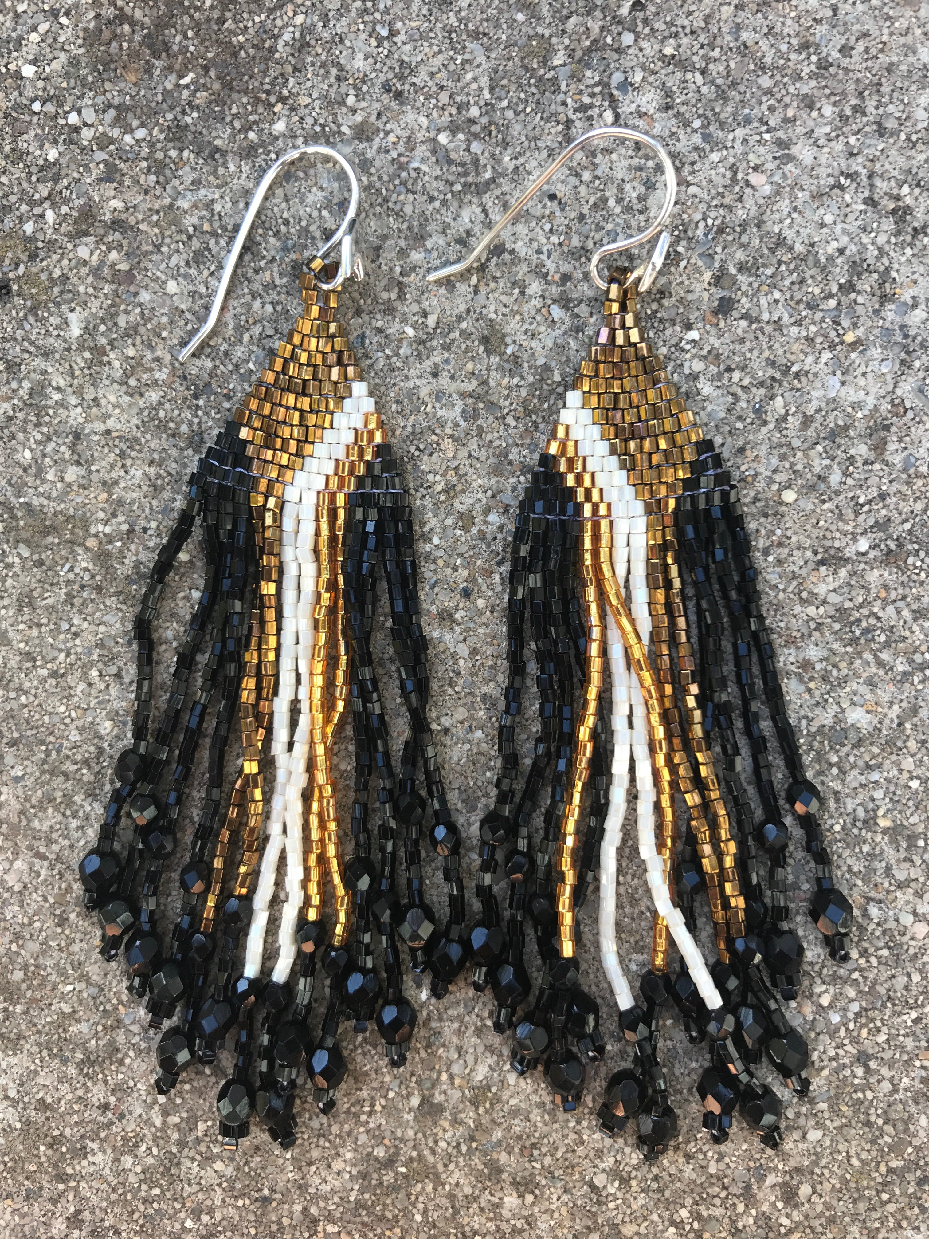 Huichol Love Fiero Earrings - CARAVAN OUTPOST